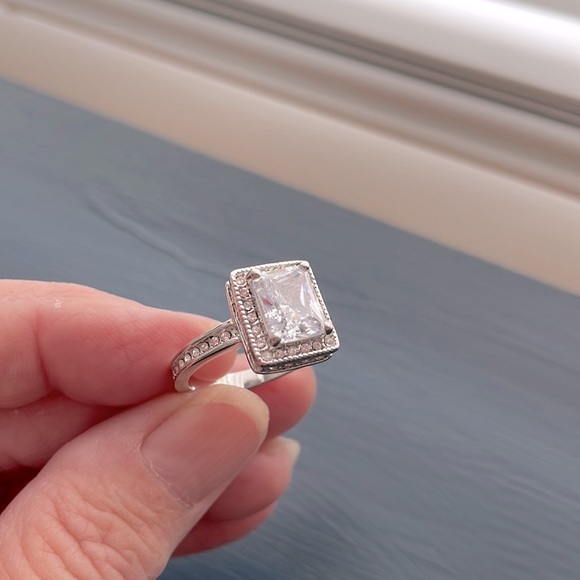 Crystal ring - Picture 2 of 5